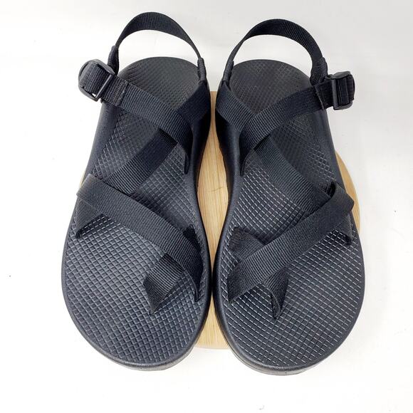 Chaco Sandals Classic Mens 11 Hiking Toe Loop Water Black Straps Shoes - Picture 4 of 12